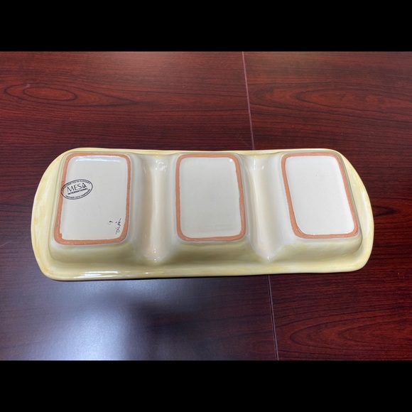 Mesa Int’l 3 Section serving platter - Picture 2 of 4